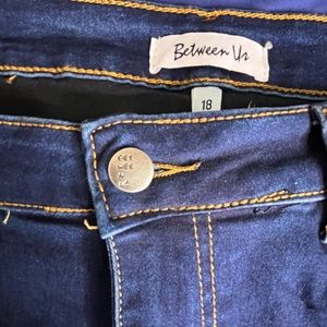 BETWEEN US FADED JEANS| Size 18